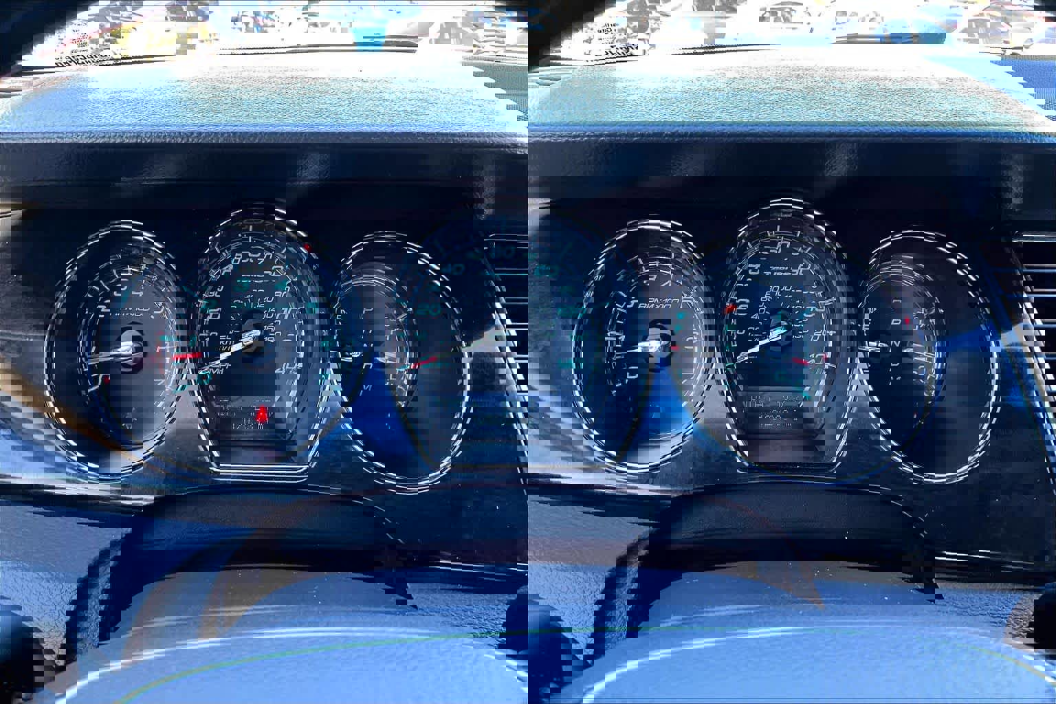 Used 2010 Ford Taurus Limited image 25