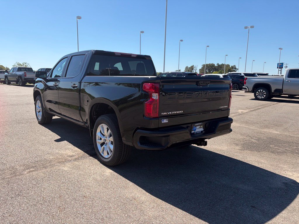 New 2026 Chevrolet Silverado 1500 Custom RWD image 3