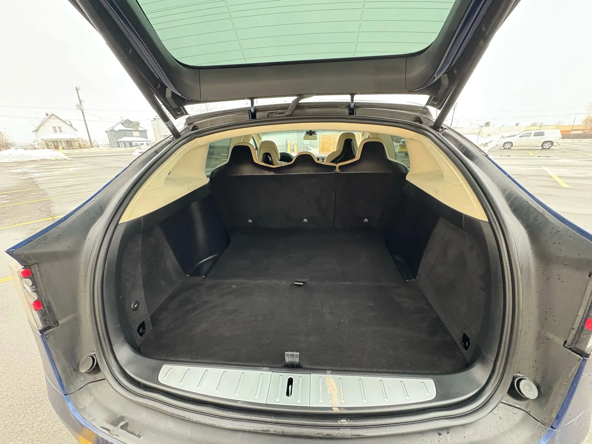 Used 2017 Tesla Model X 100D image 12