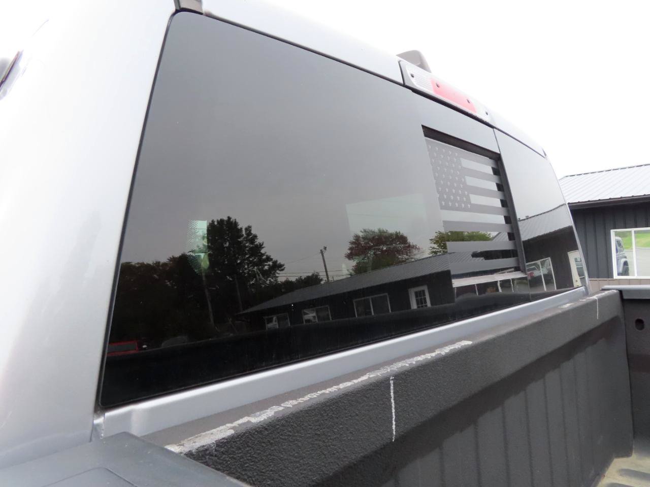 Used 2019 RAM 1500 Laramie AWD/4WD image 15