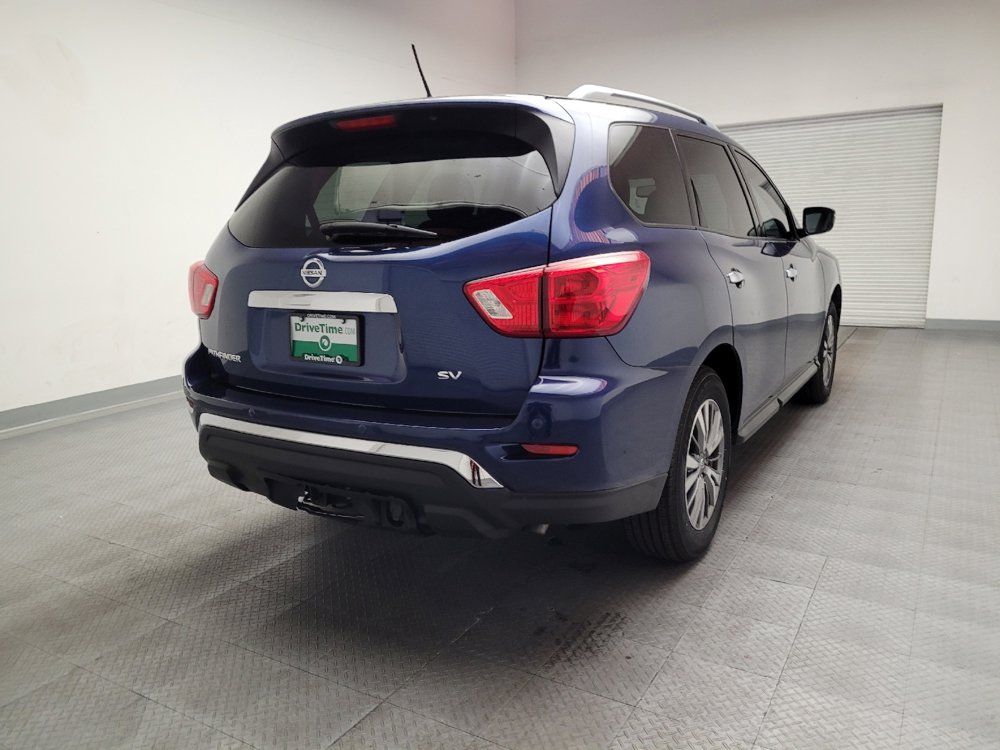 Used 2018 Nissan Pathfinder SV w/ SV Tech Package FWD image 7