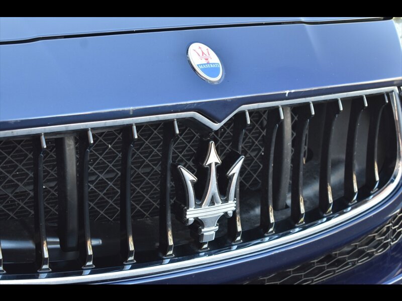 Used 2015 Maserati Ghibli image 46