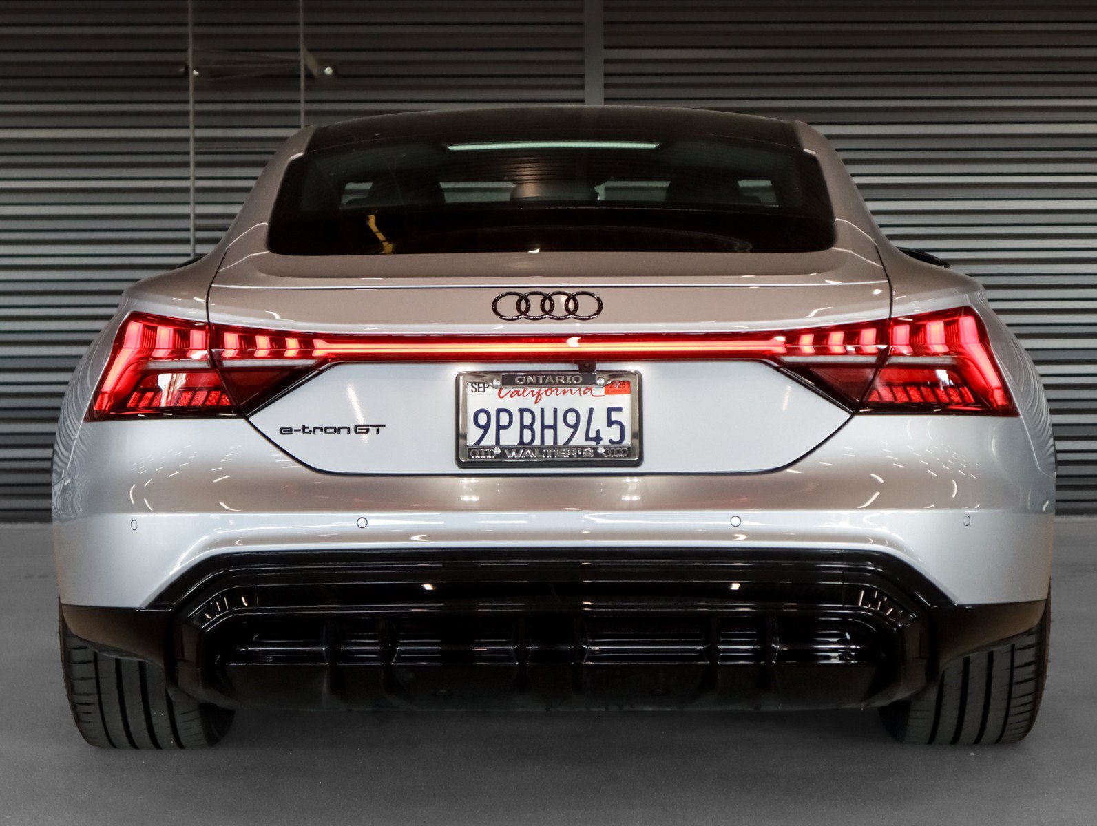 Used 2024 Audi e-tron GT Premium Plus w/ Performance Package AWD/4WD image 14