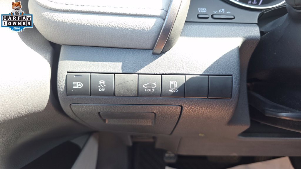 Used 2021 Toyota Camry LE w/ Convenience Package FWD image 28