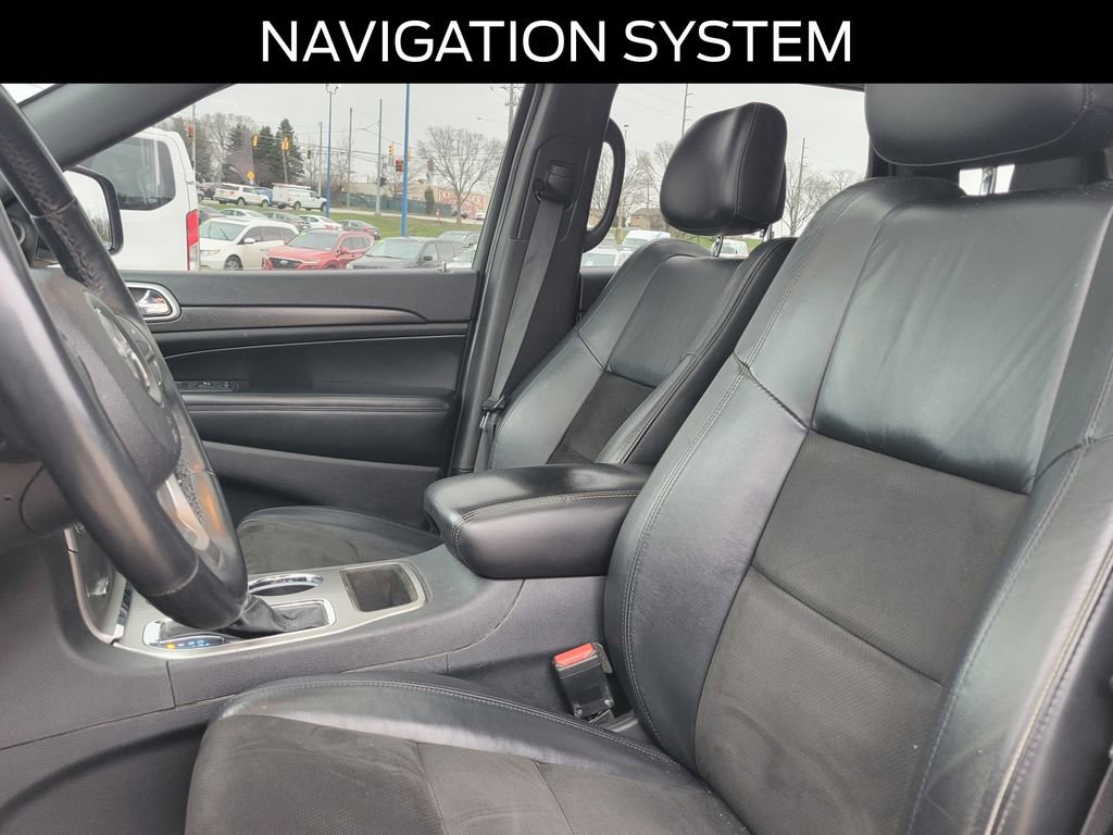 Used 2018 Jeep Grand Cherokee Altitude image 16