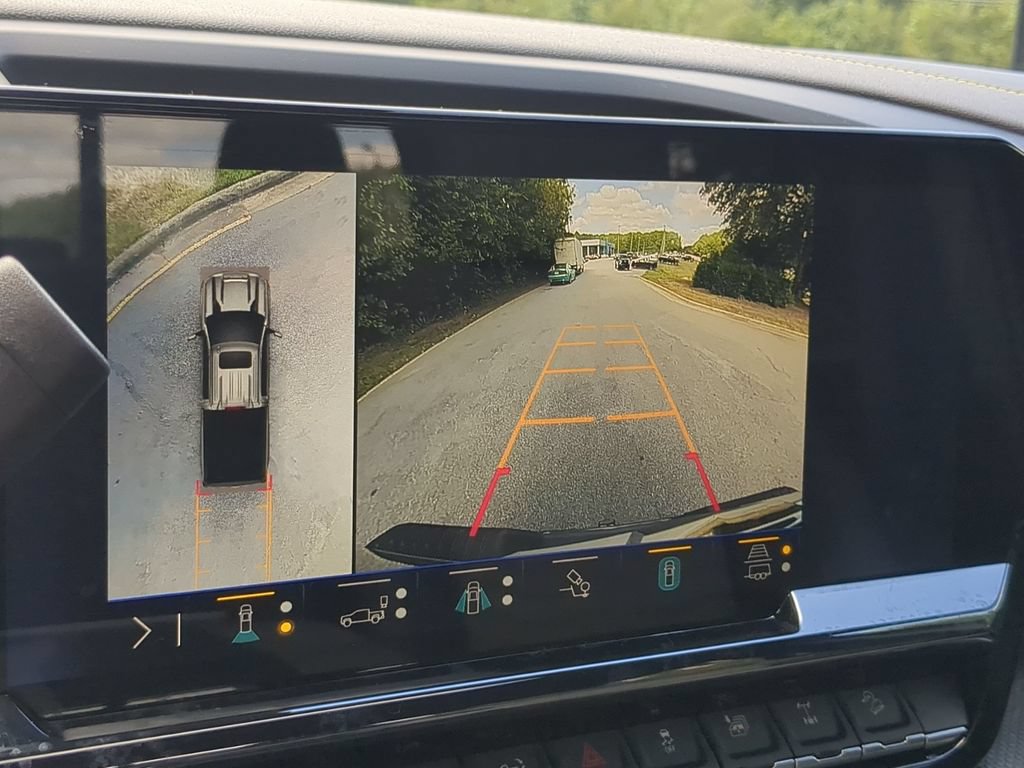 New 2026 Chevrolet Silverado 2500 ZR2 AWD/4WD image 23