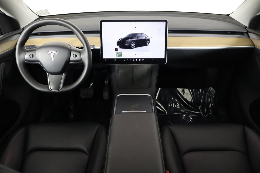 Used 2024 Tesla Model Y Long Range AWD/4WD image 11