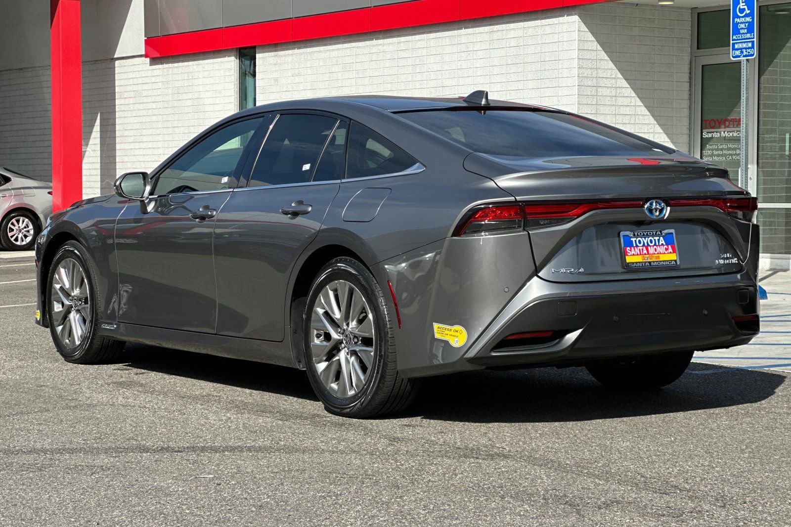 Certified 2021 Toyota Mirai XLE w/ Advanced Technology Package image 6