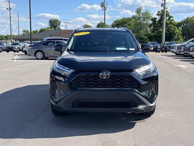 Used 2024 Toyota RAV4 XLE FWD image 2
