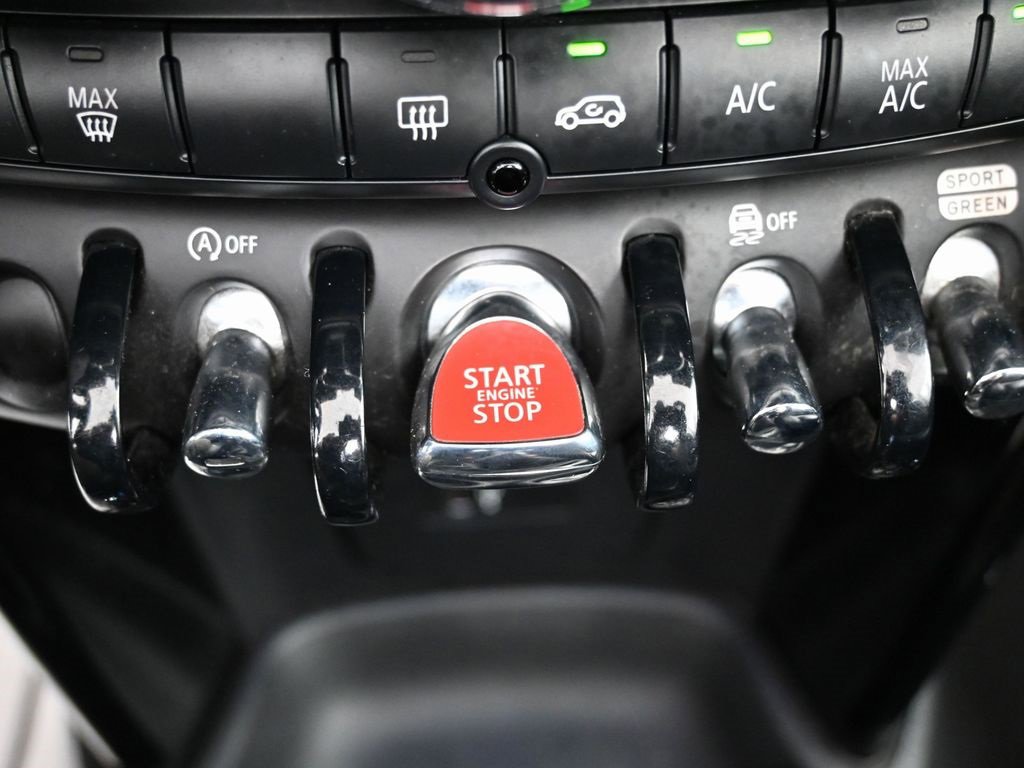 Used 2022 MINI Cooper S image 26