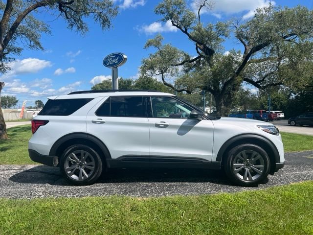 New 2026 Ford Explorer Active w/ Active Comfort Package