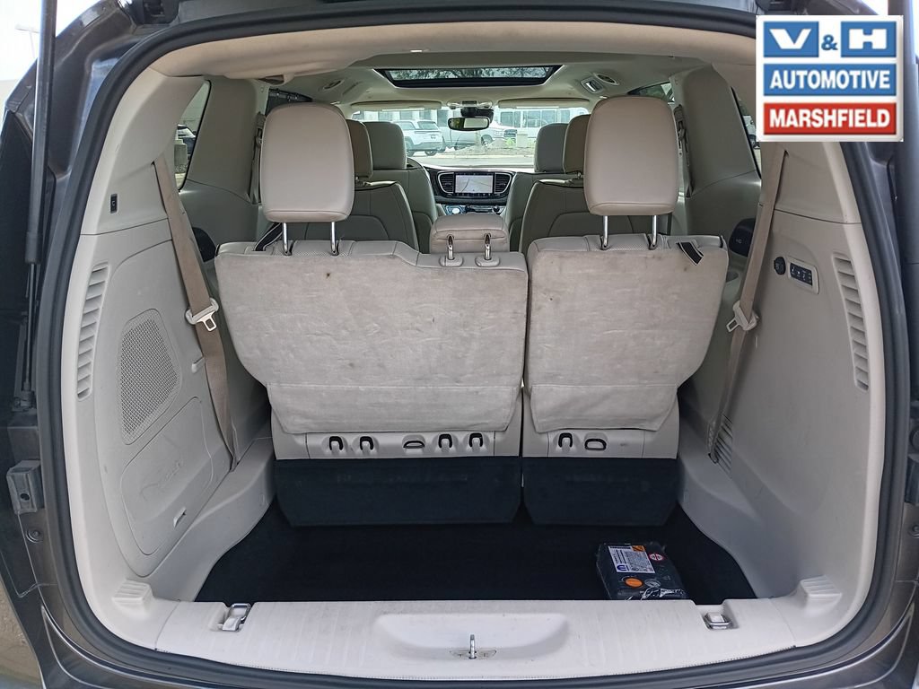 Used 2021 Chrysler Pacifica Limited w/ Premium & Safety Sphere Group AWD/4WD image 25
