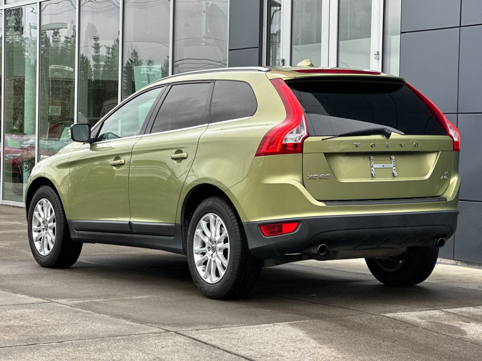 Used 2010 Volvo XC60 T6 AWD/4WD image 5