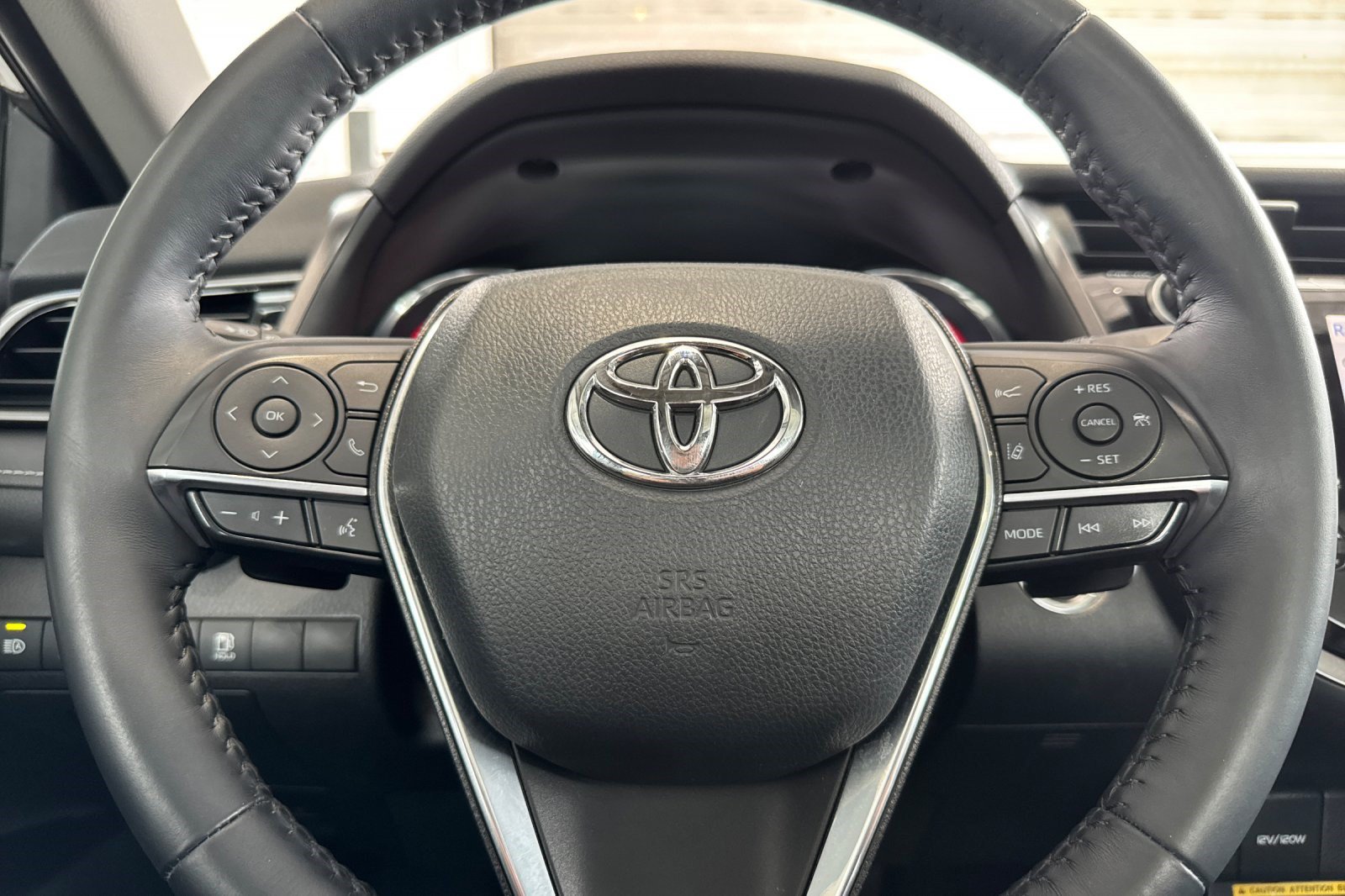 Used 2020 Toyota Camry XSE w/ Blackout Package FWD image 28
