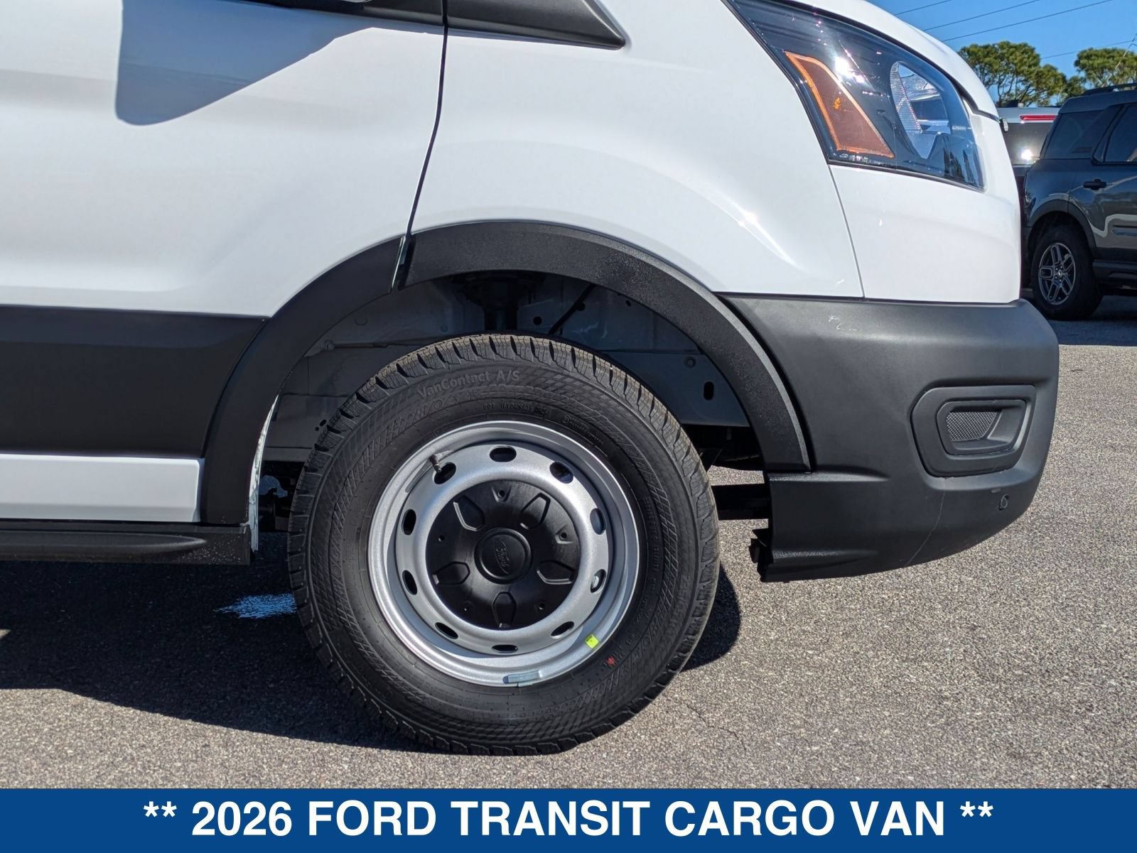 New 2026 Ford Transit 250 148 Medium Roof RWD image 12