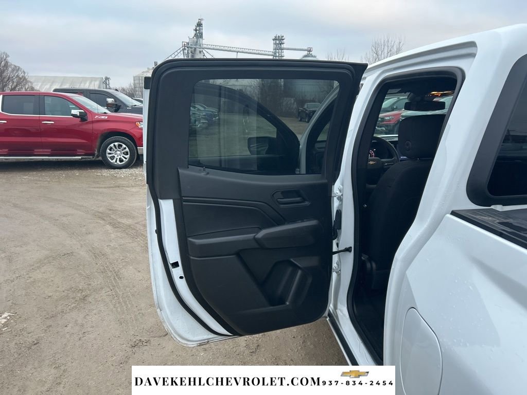 Used 2025 Chevrolet Colorado W/T image 16