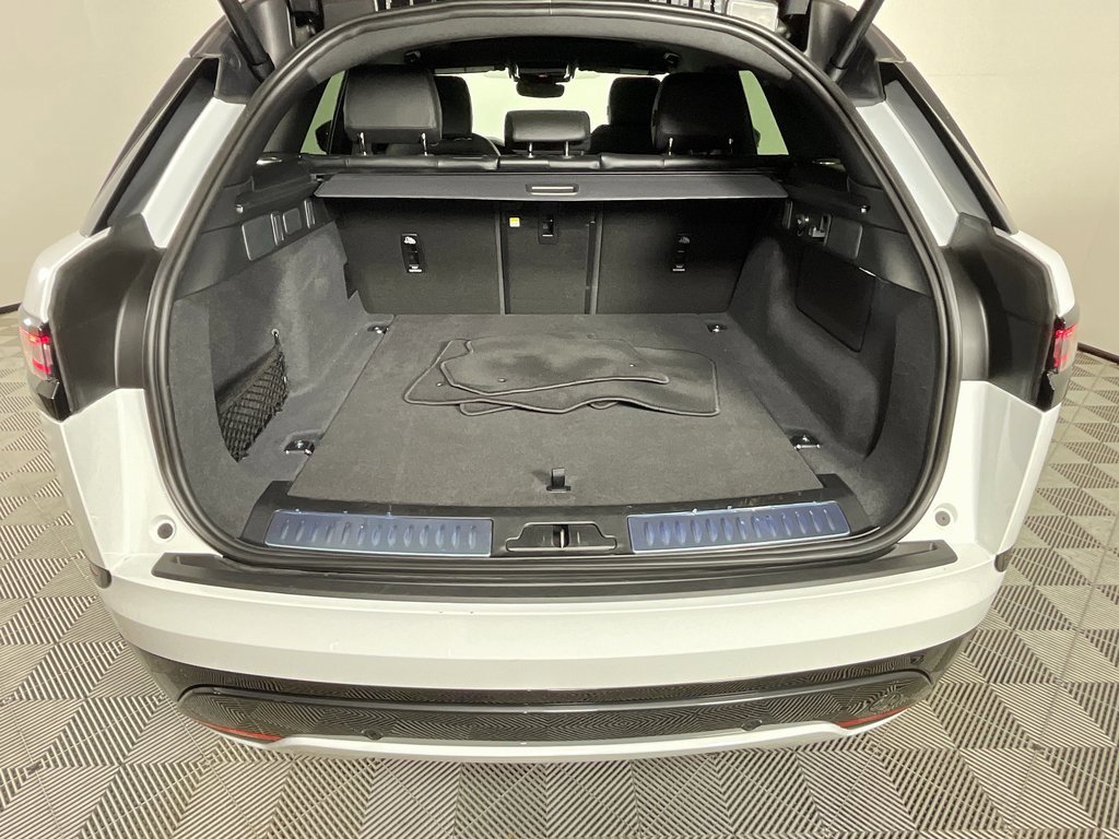Used 2026 Land Rover Range Rover Velar Dynamic SE image 28