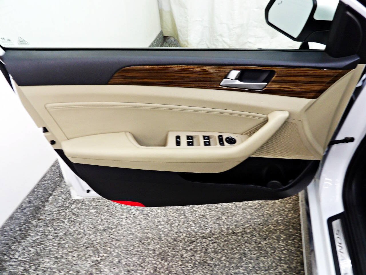 Used 2016 Hyundai Sonata Limited FWD image 7