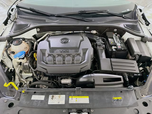 Used 2022 Volkswagen Passat 2.0T R-Line FWD image 32