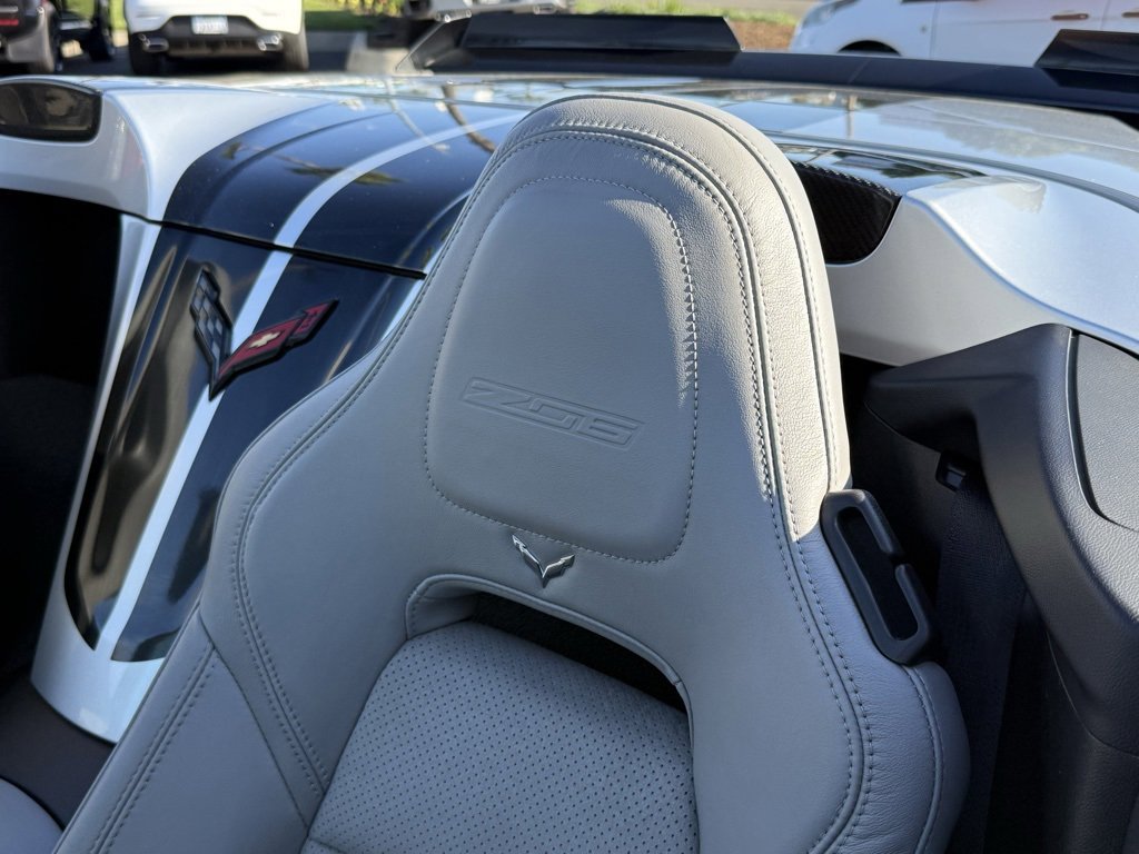 Used 2018 Chevrolet Corvette Z06 image 2