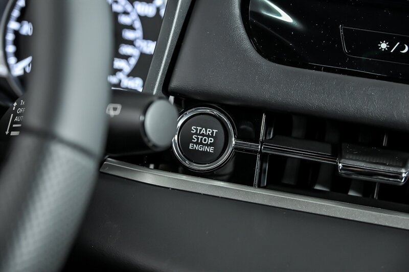 New 2026 Mitsubishi Outlander LE FWD image 22