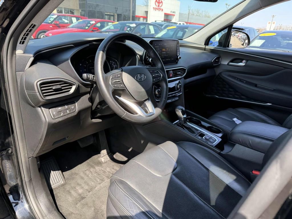 Used 2020 Hyundai Santa Fe Limited image 11