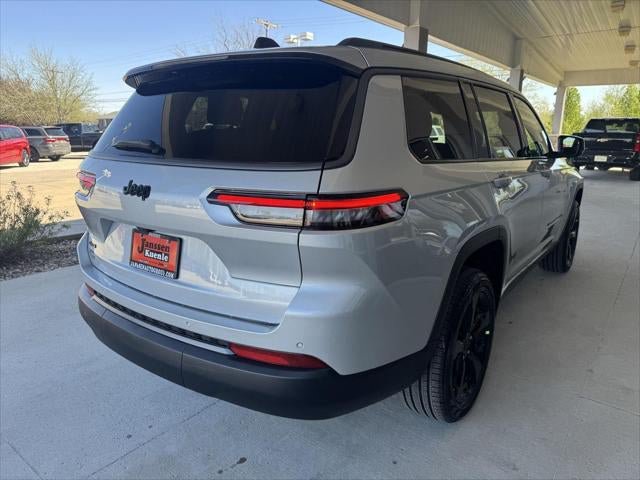 New 2026 Jeep Grand Cherokee L Limited w/ Limited Altitude Package AWD/4WD image 42
