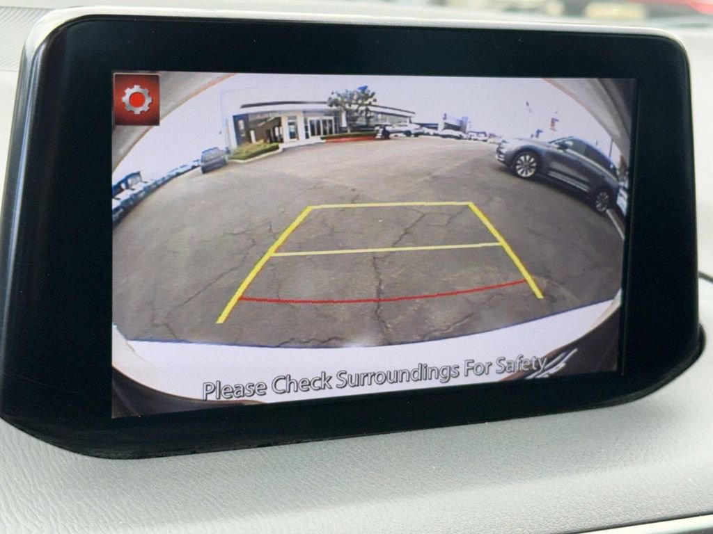 Used 2018 MAZDA MAZDA3 Touring image 28