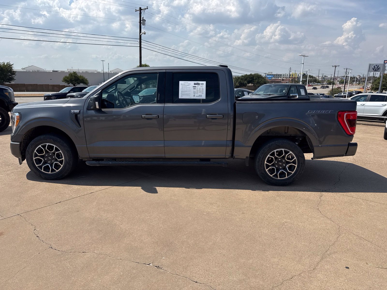 Used 2023 Ford F150 XLT w/ Equipment Group 302A High RWD image 4
