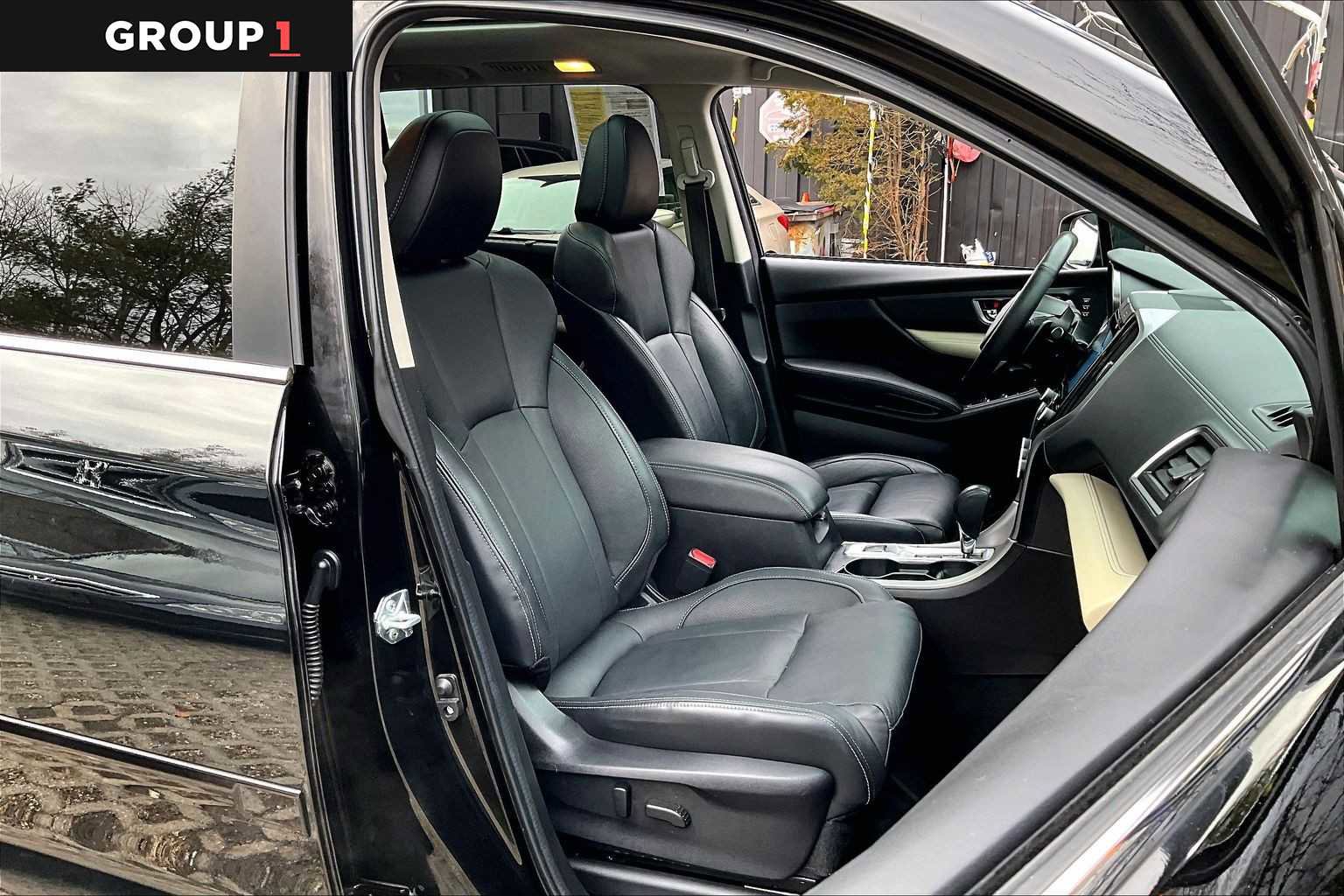 Used 2022 Subaru Ascent Limited w/ Technology Package image 8