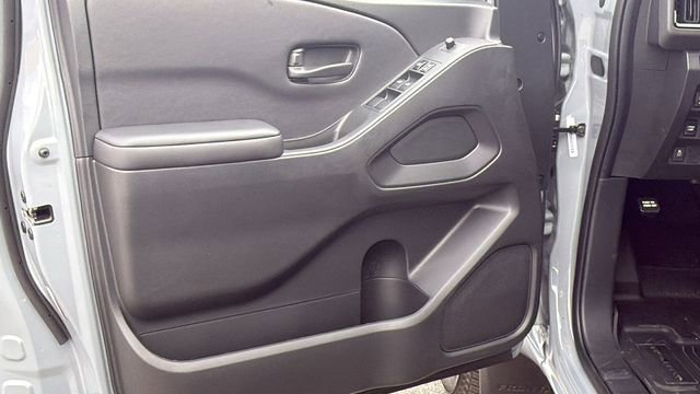 New 2026 Nissan Frontier SV w/ Tow Package image 23