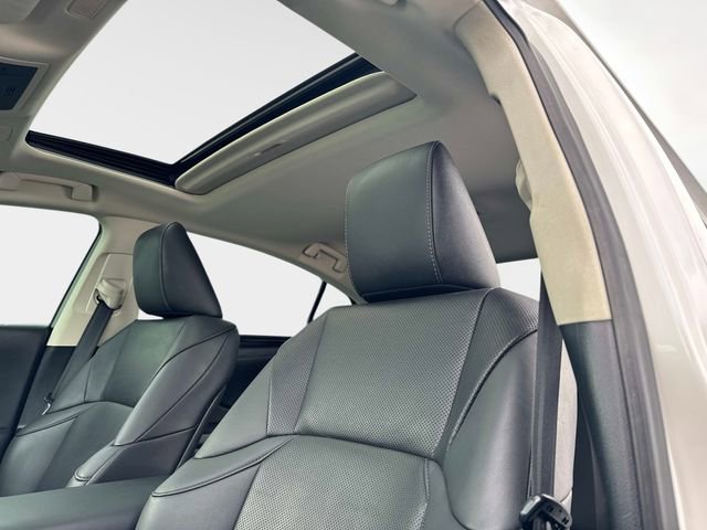 Used 2020 Lexus ES 350 w/ Premium Package image 16