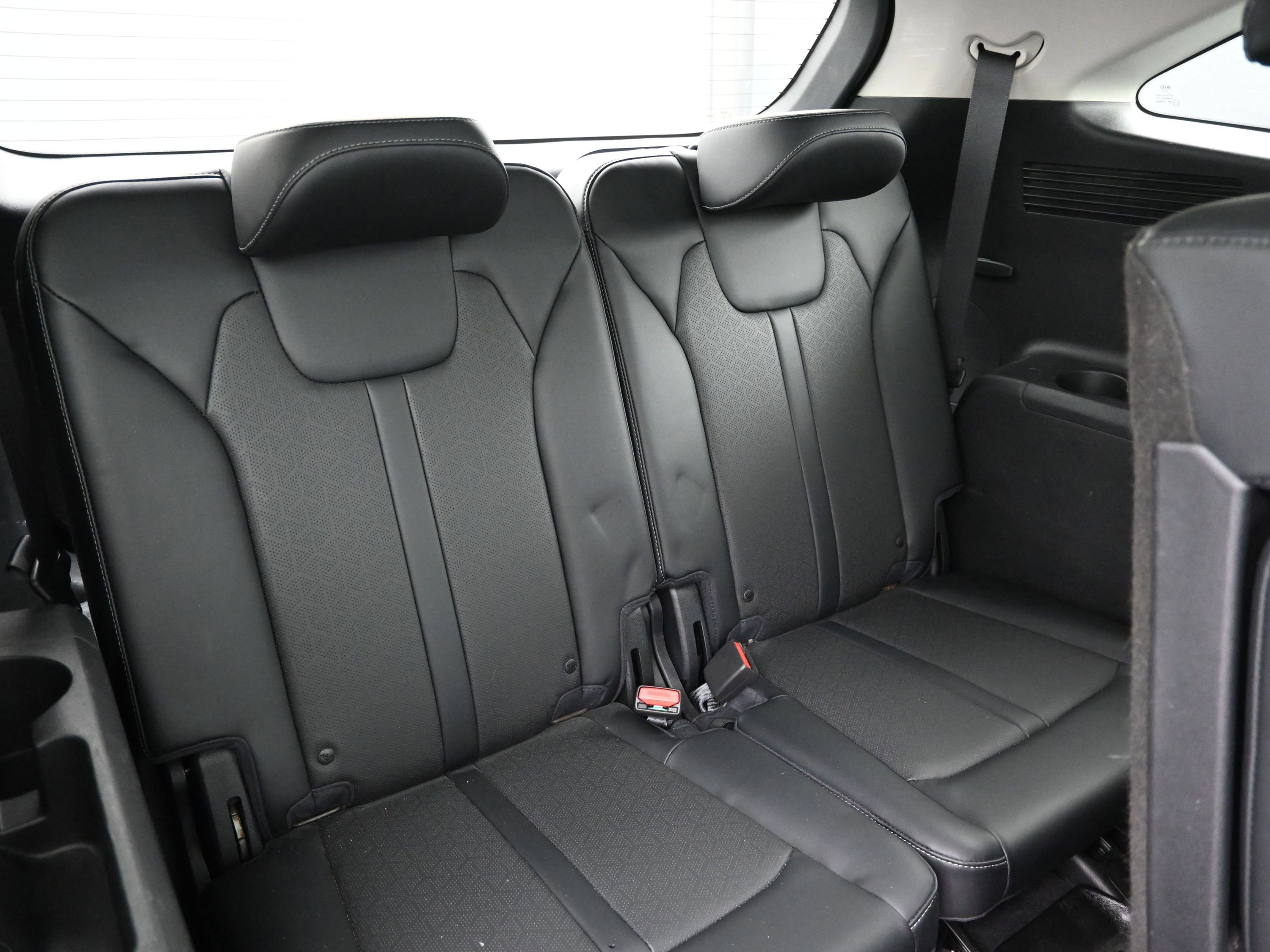 Used 2021 Kia Sorento S w/ Panoramic Sunroof Package AWD/4WD image 26