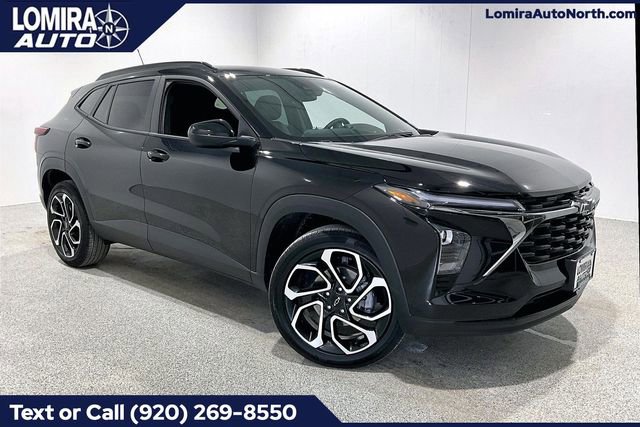 Used 2025 Chevrolet Trax RS image 1