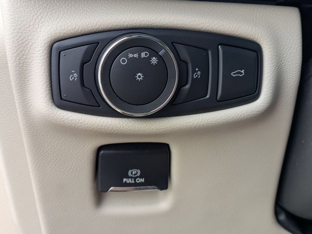 Used 2017 Lincoln MKZ Select w/ Select Plus Package FWD image 12
