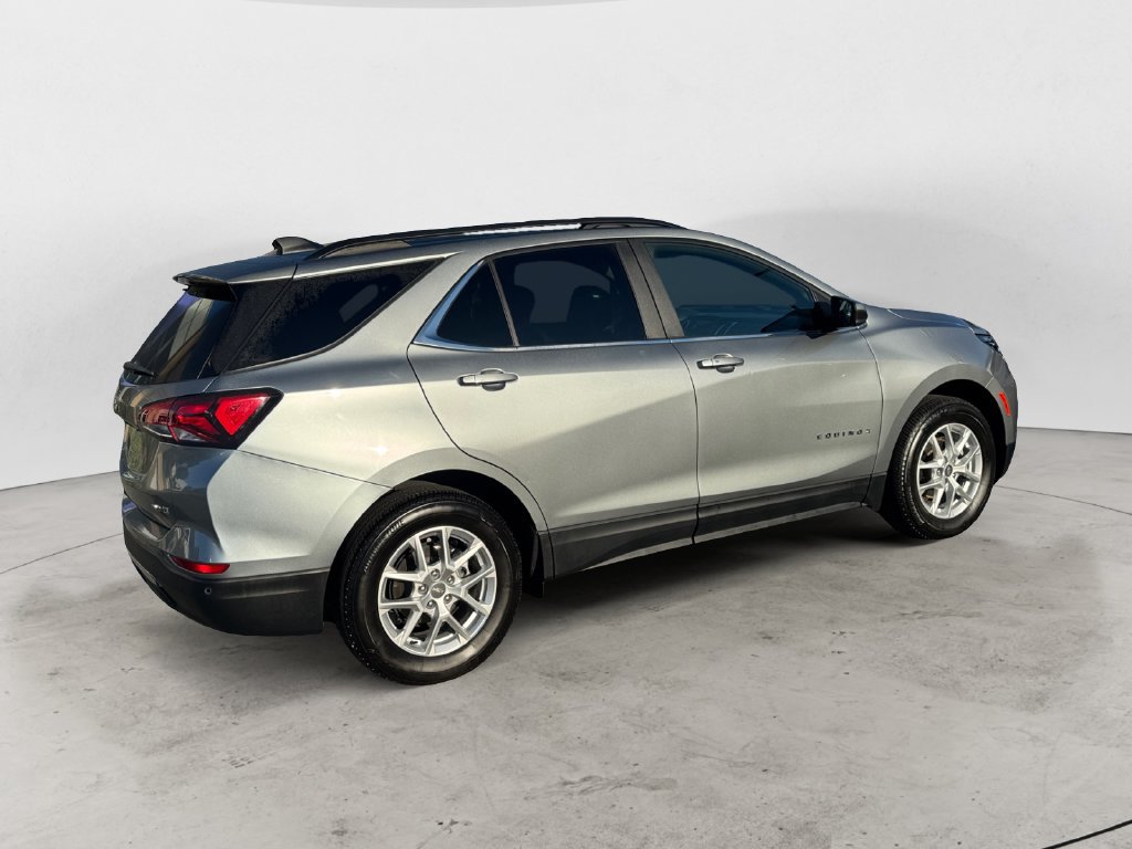 Used 2024 Chevrolet Equinox LT w/ LPO, Floor Liner Package AWD/4WD image 7