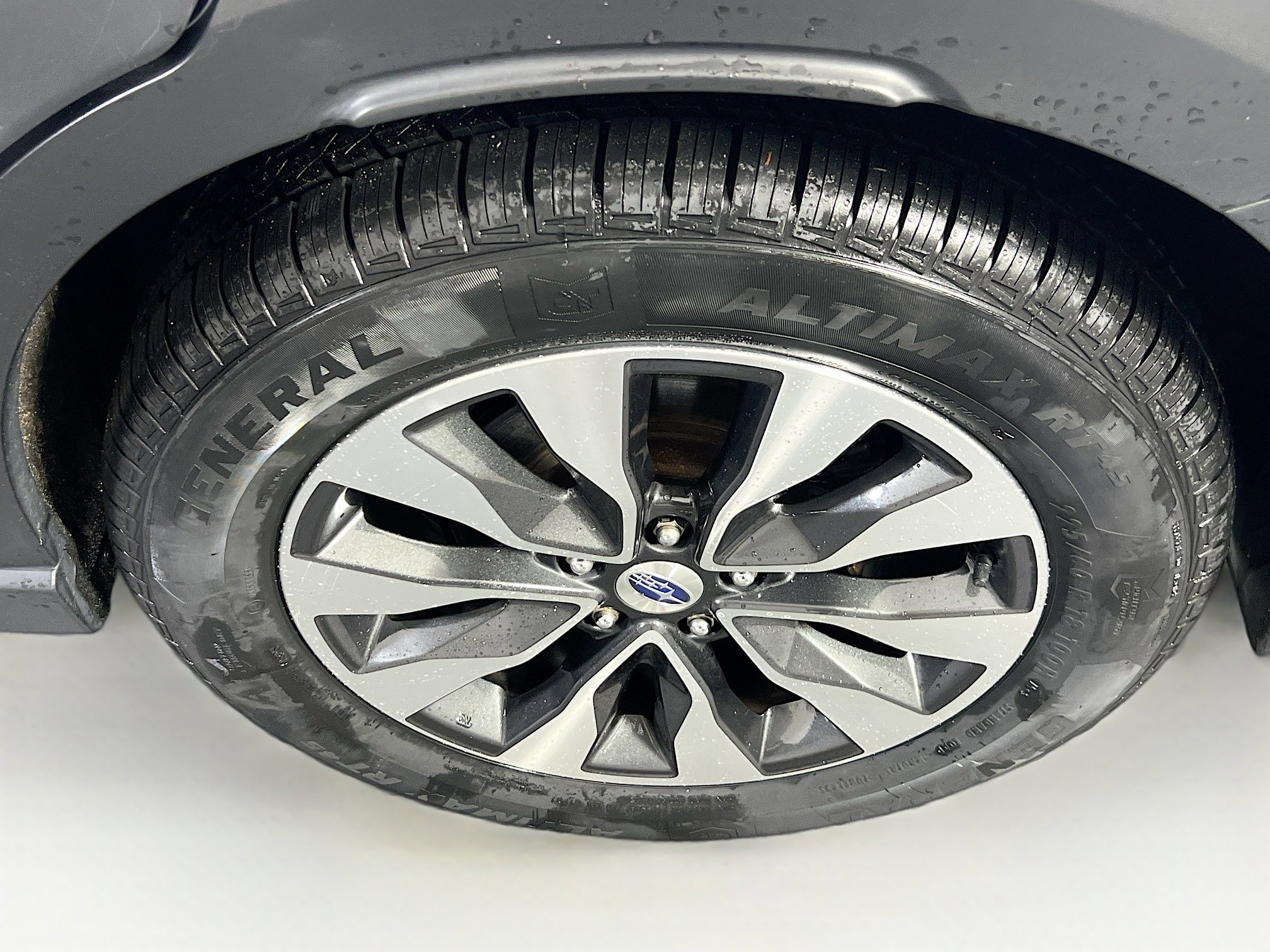 Used 2023 Subaru Outback Limited AWD/4WD image 32