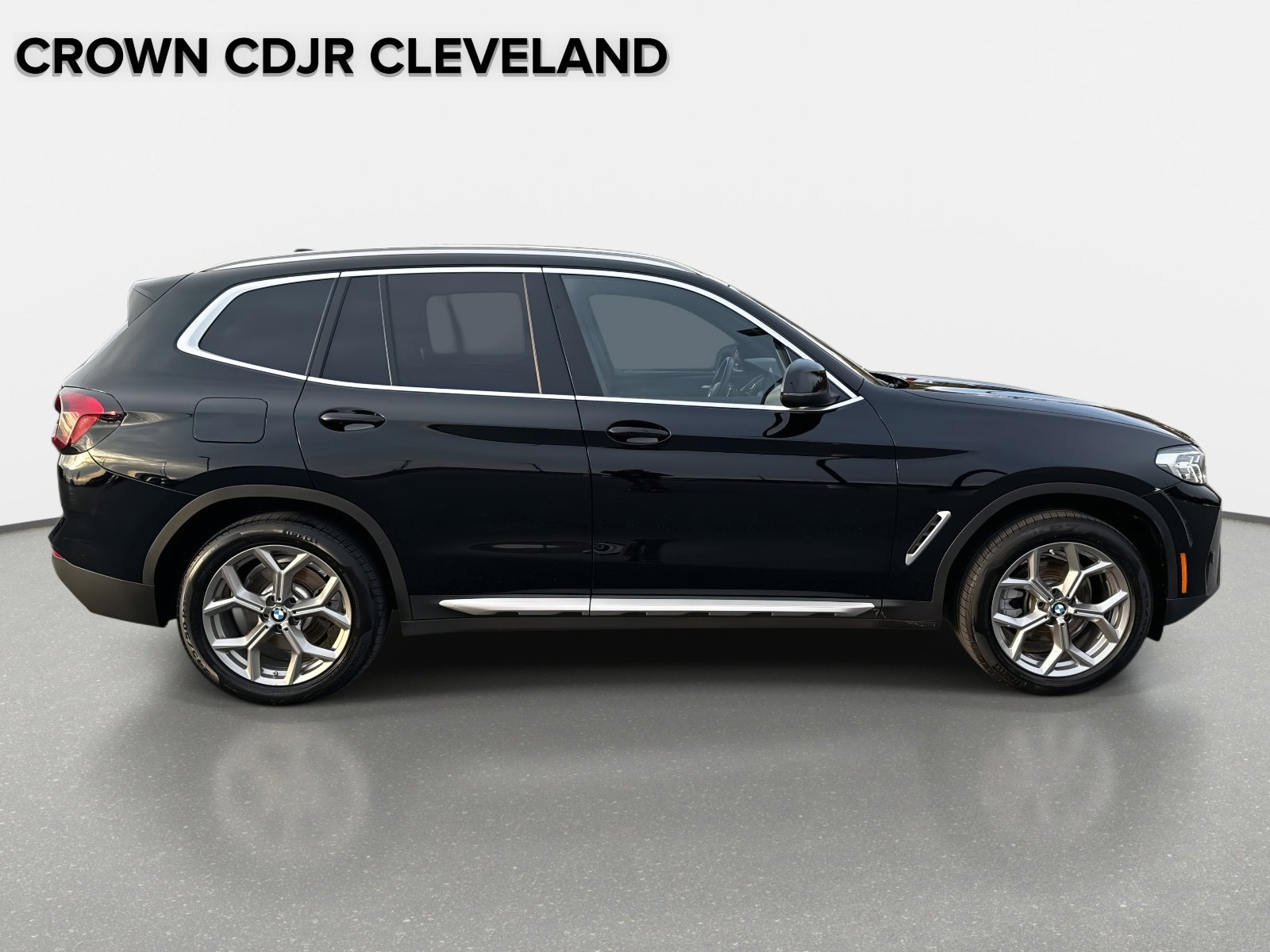 Used 2023 BMW X3 xDrive30i w/ Convenience Package image 4