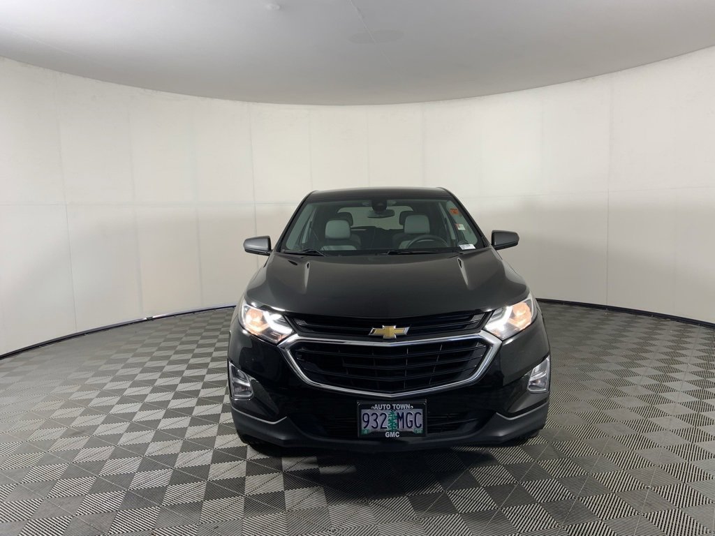 Used 2020 Chevrolet Equinox LS w/ LS Convenience Package image 4