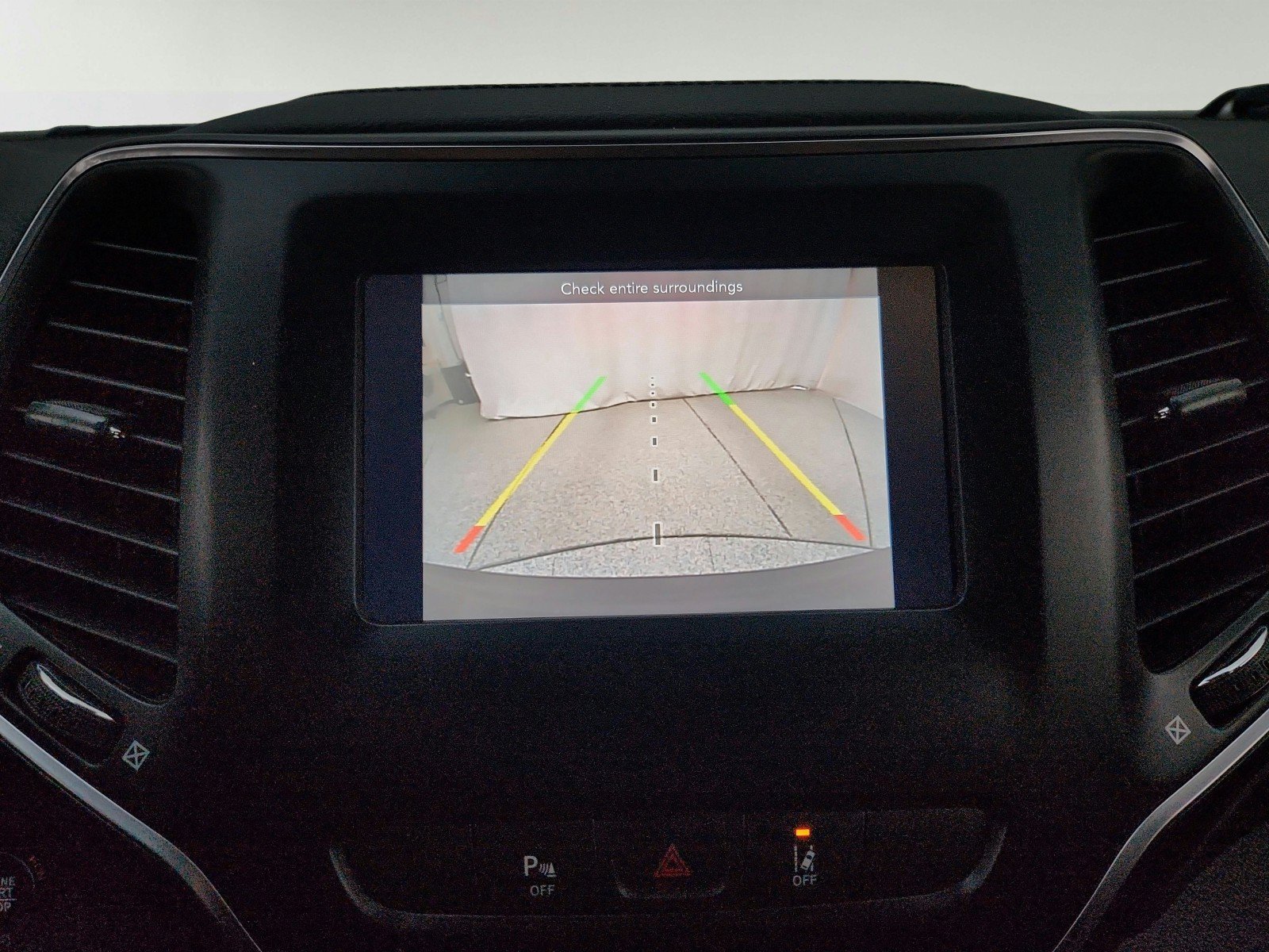 Used 2021 Jeep Cherokee Latitude Plus FWD image 20