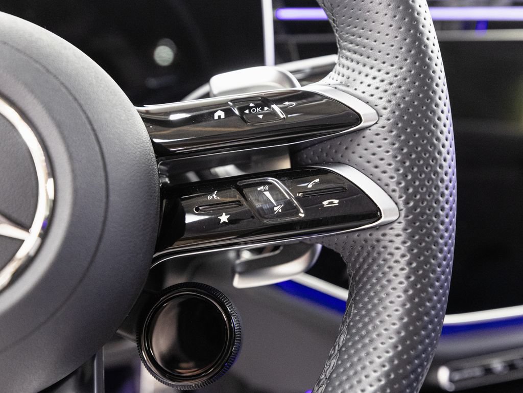 Used 2025 Mercedes-Benz E 53 AMG e 4MATIC Sedan w/ Multicontour Seating Package image 13