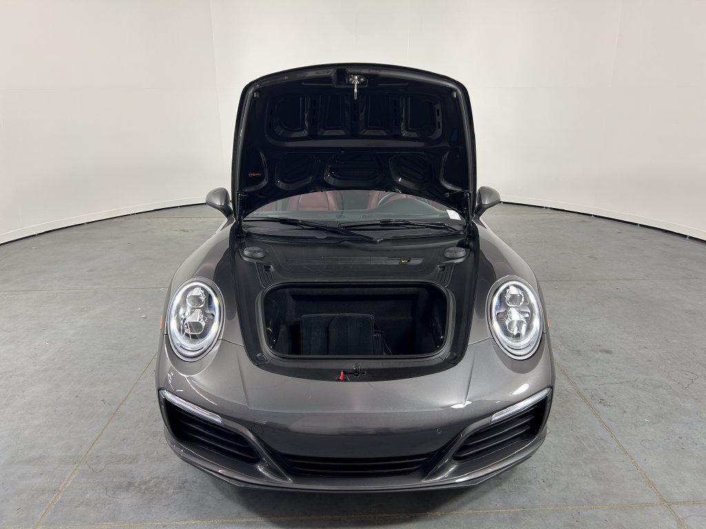 Certified 2019 Porsche 911 Carrera RWD image 31