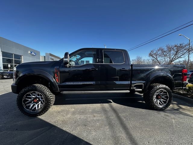 Used 2026 Ford F250 Lariat w/ Black Appearance Package image 8