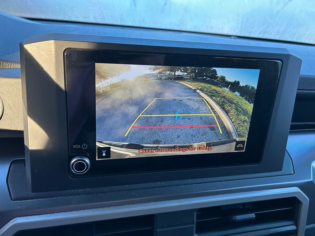 Certified 2025 Toyota Tacoma SR5 AWD/4WD image 25