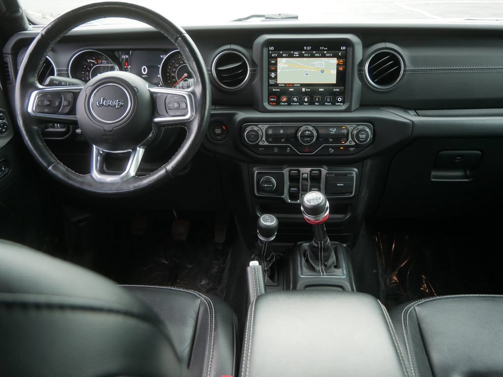 Used 2020 Jeep Wrangler Unlimited Sahara w/ Uconnect 4C Nav & Sound Group AWD/4WD image 20