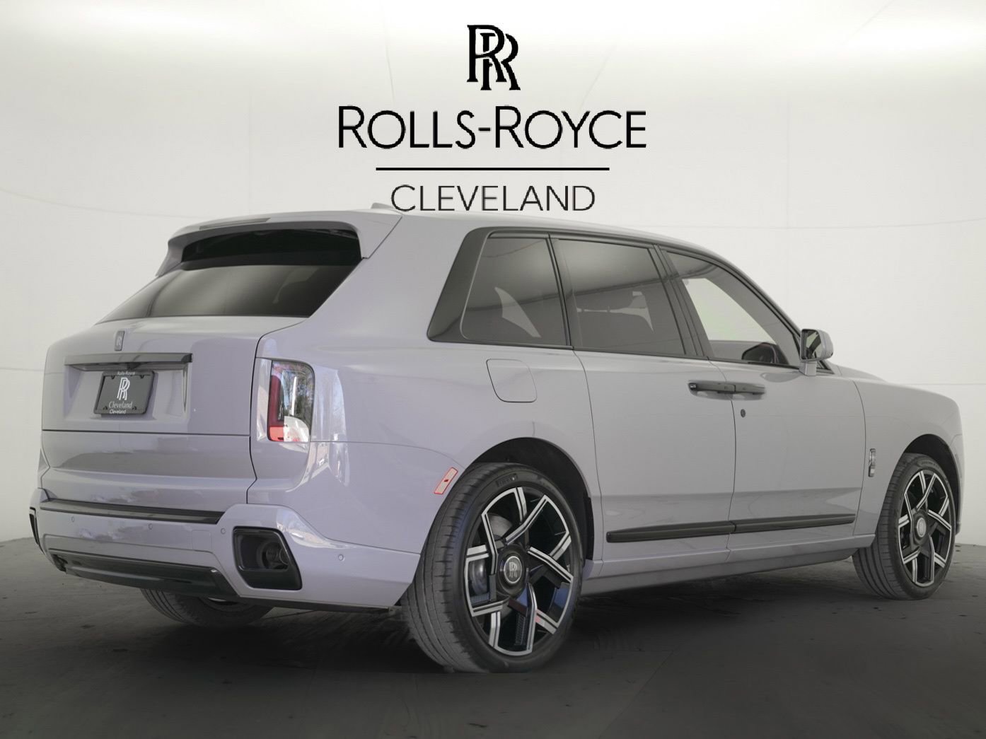 New 2026 Rolls-Royce Cullinan Black Badge image 2