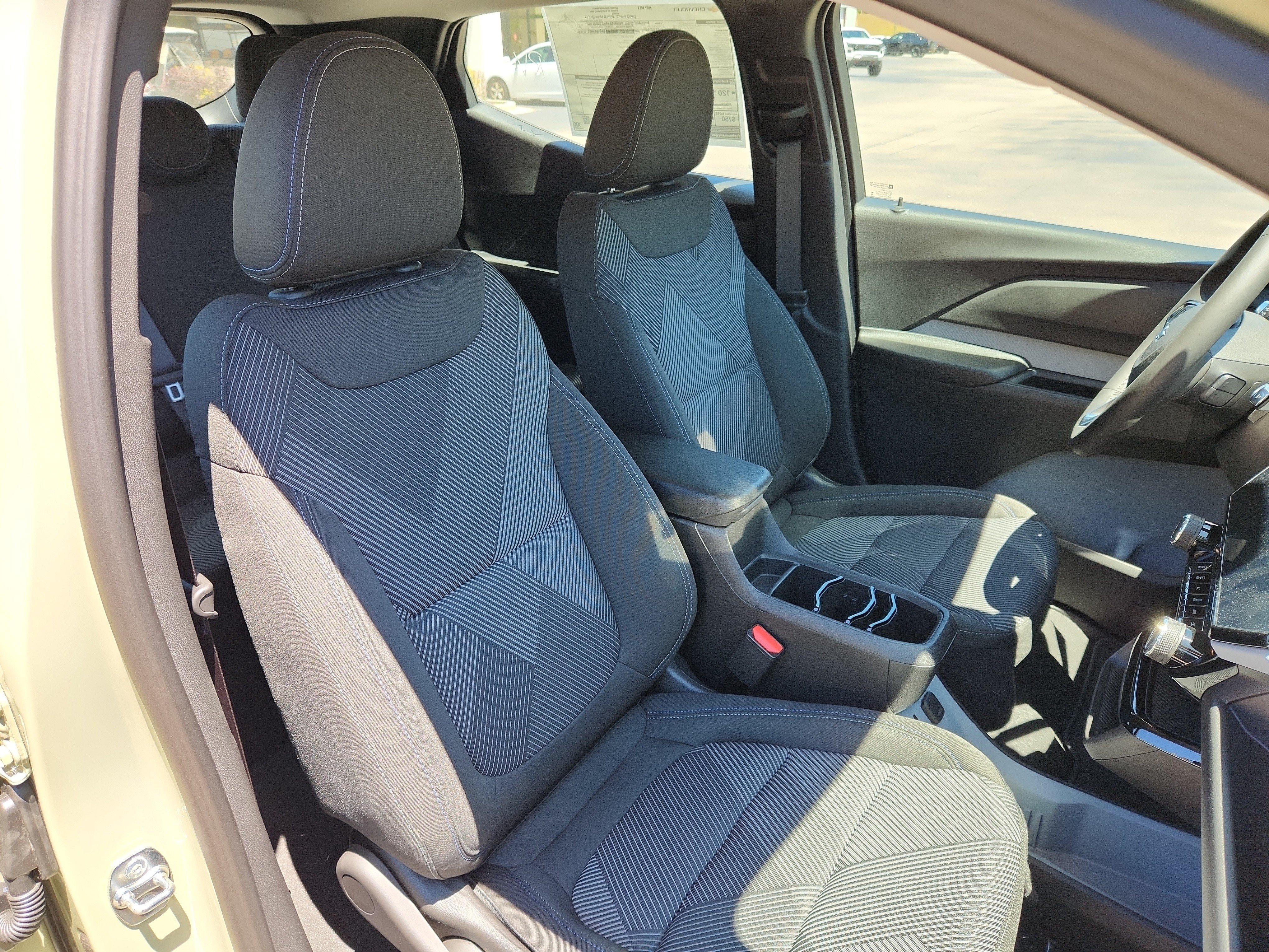 New 2027 Chevrolet Bolt LT w/ Comfort Package FWD image 21