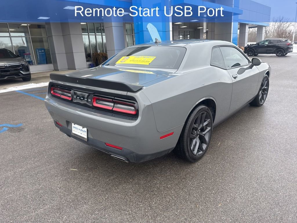 Used 2019 Dodge Challenger SXT w/ Blacktop Package image 3