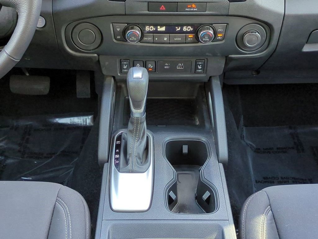 Certified 2022 Nissan Frontier SV image 19
