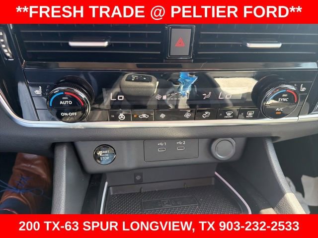 Used 2026 Nissan Rogue SL FWD image 16